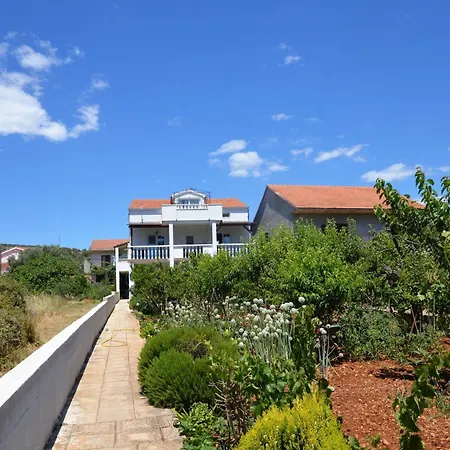 Erdgeschosswohnung- Erste Reihe Vom By Interhome