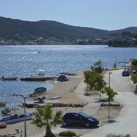 Apartment Erdgeschosswohnung- Erste Reihe Vom By Interhome *