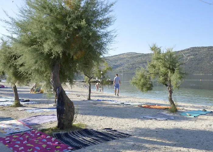 Apartment Erdgeschosswohnung- Erste Reihe Vom By Interhome