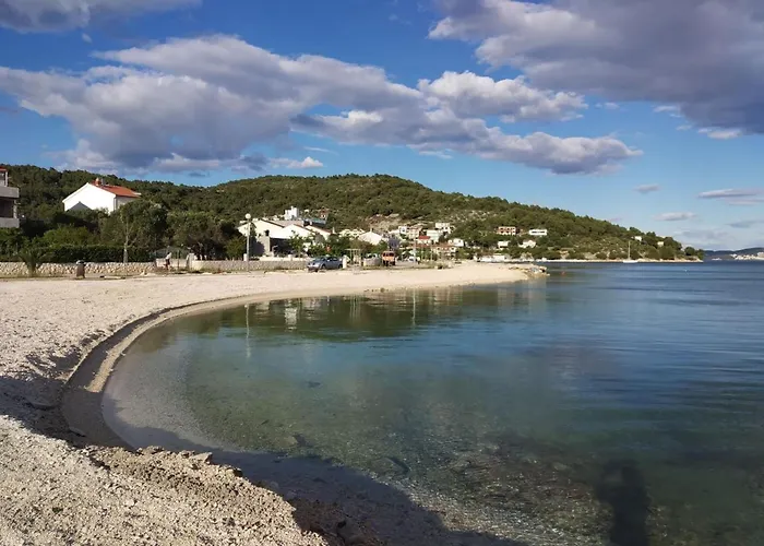 Apartment Erdgeschosswohnung- Erste Reihe Vom By Interhome Poljica (Trogir)