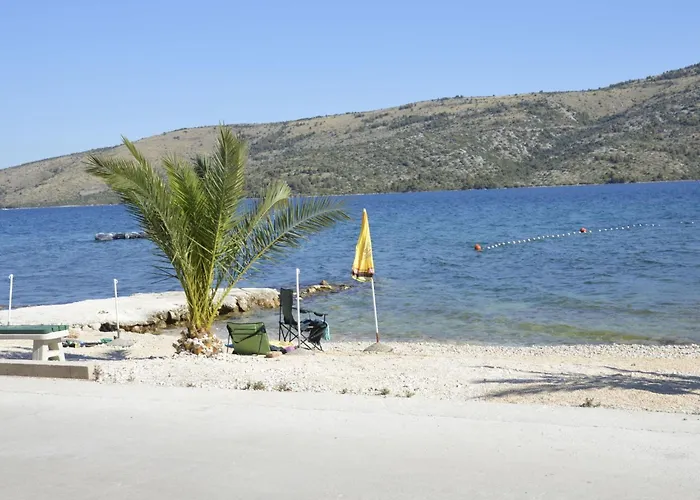 Erdgeschosswohnung- Erste Reihe Vom By Interhome Apartment