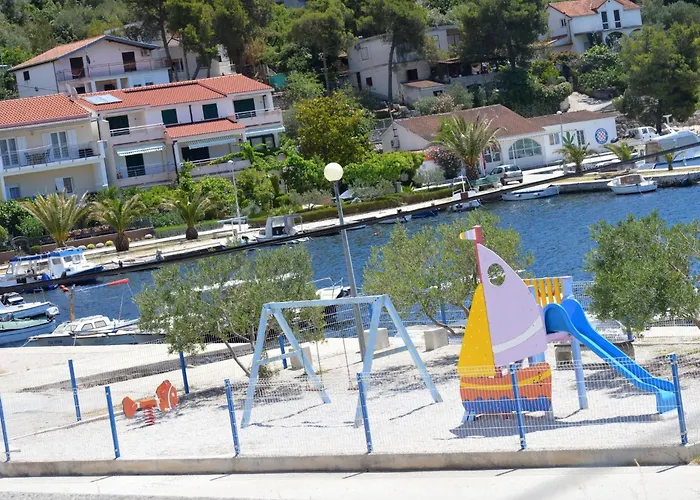 Erdgeschosswohnung- Erste Reihe Vom By Interhome Poljica (Trogir)